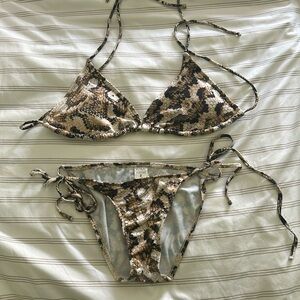 VENUS snake print string bikini